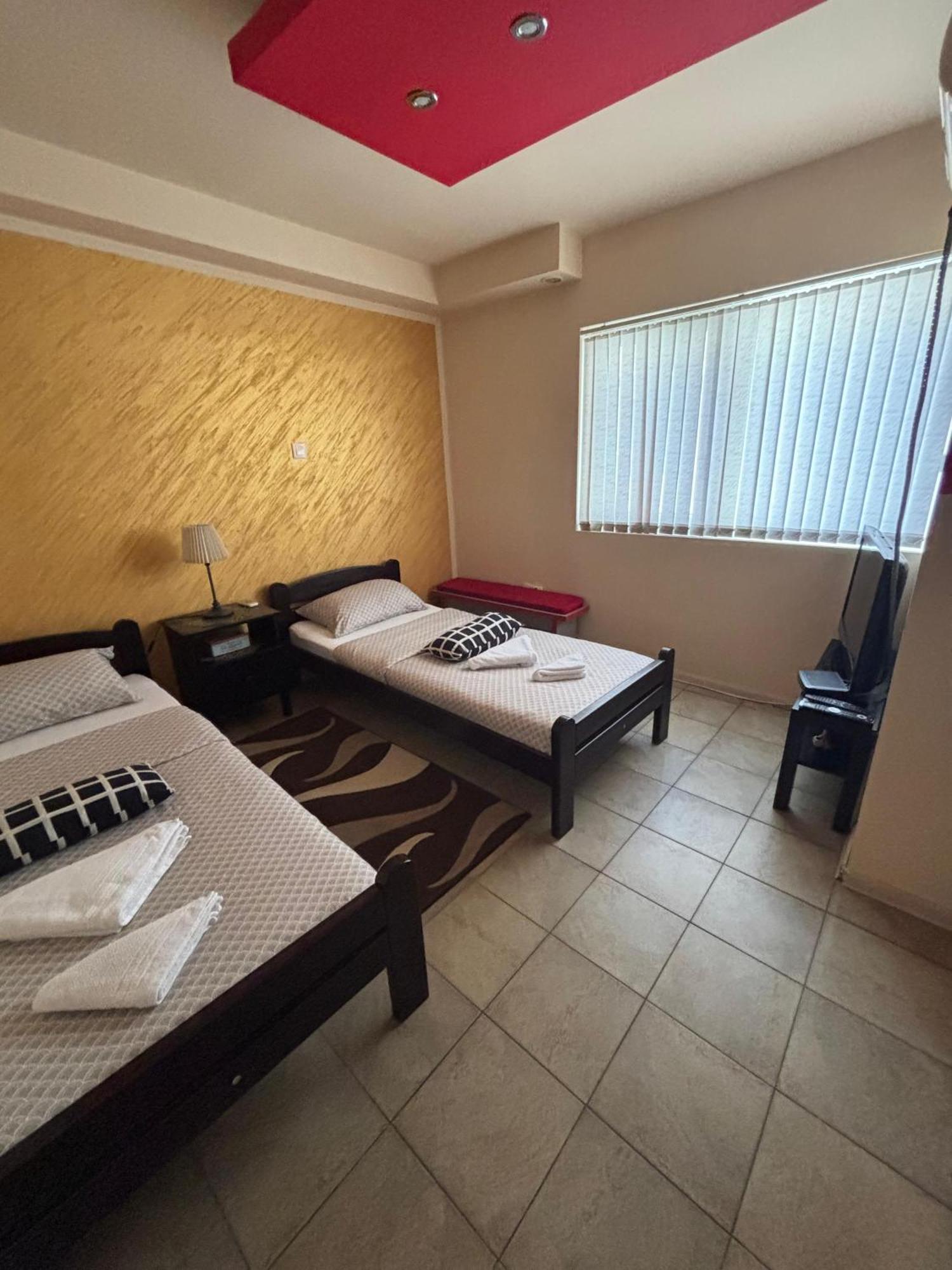 Dody Apartmani Leskovac  Exteriör bild